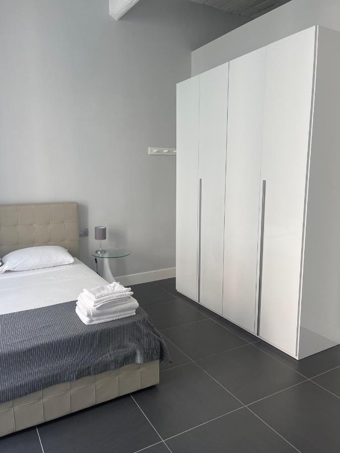 Katia'S Apartments Caserta Luaran gambar